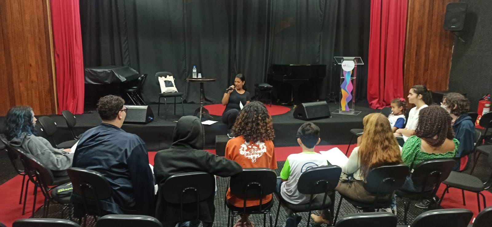 Oficina de Presença de Palco